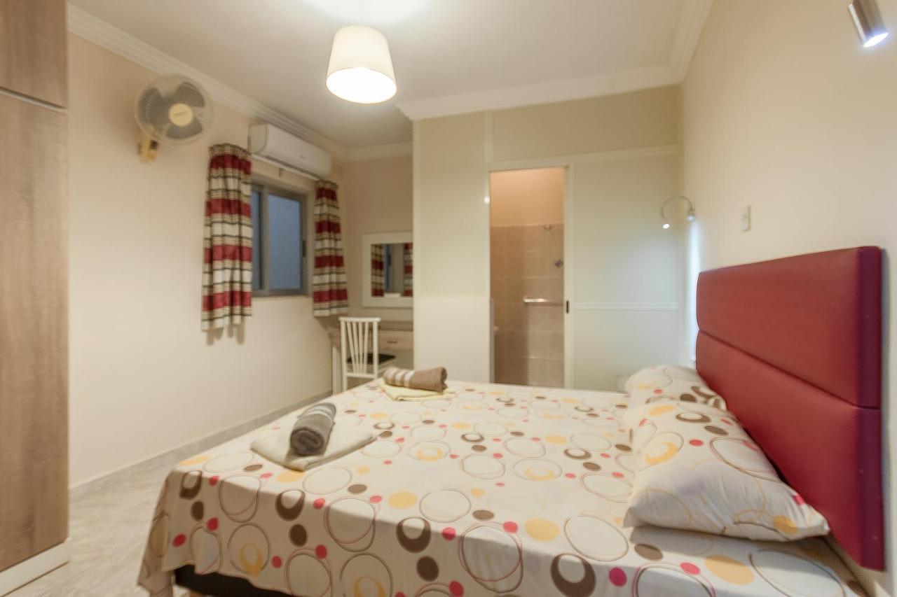 Pool And Sea Merill Apartments - Happy Rentals Меллиеха Экстерьер фото
